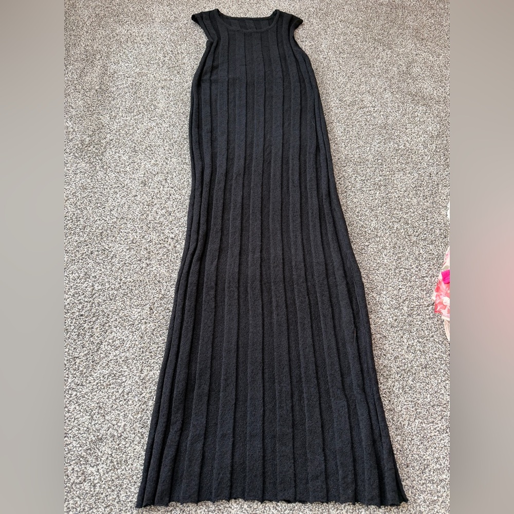 Amazon Black Ribbed Knit Maxi Dress-Skirt